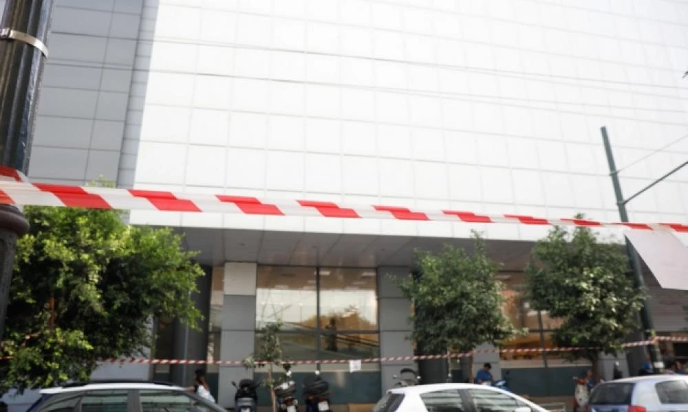 Βίντεο ντοκουμέντο από τη σύλληψη του Τούρκου που προκάλεσε μακελειό σε super market στον Πειραιά